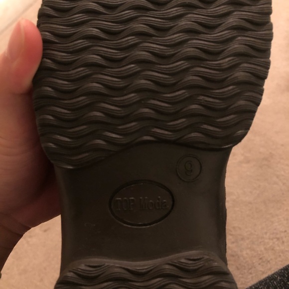 Chocolate Brown Faux Leather and Fur Winter Boots - Picture 3 of 3